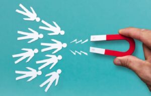 ímã atraindo pessoas